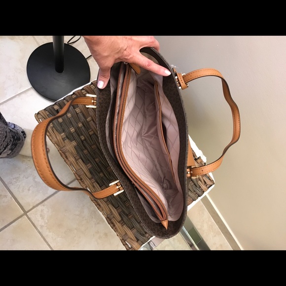 🔴 SOLD🔴 Michael  Kors  Jet set collection - Picture 6 of 11